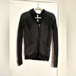 Lululemon gray and black zip up sweater